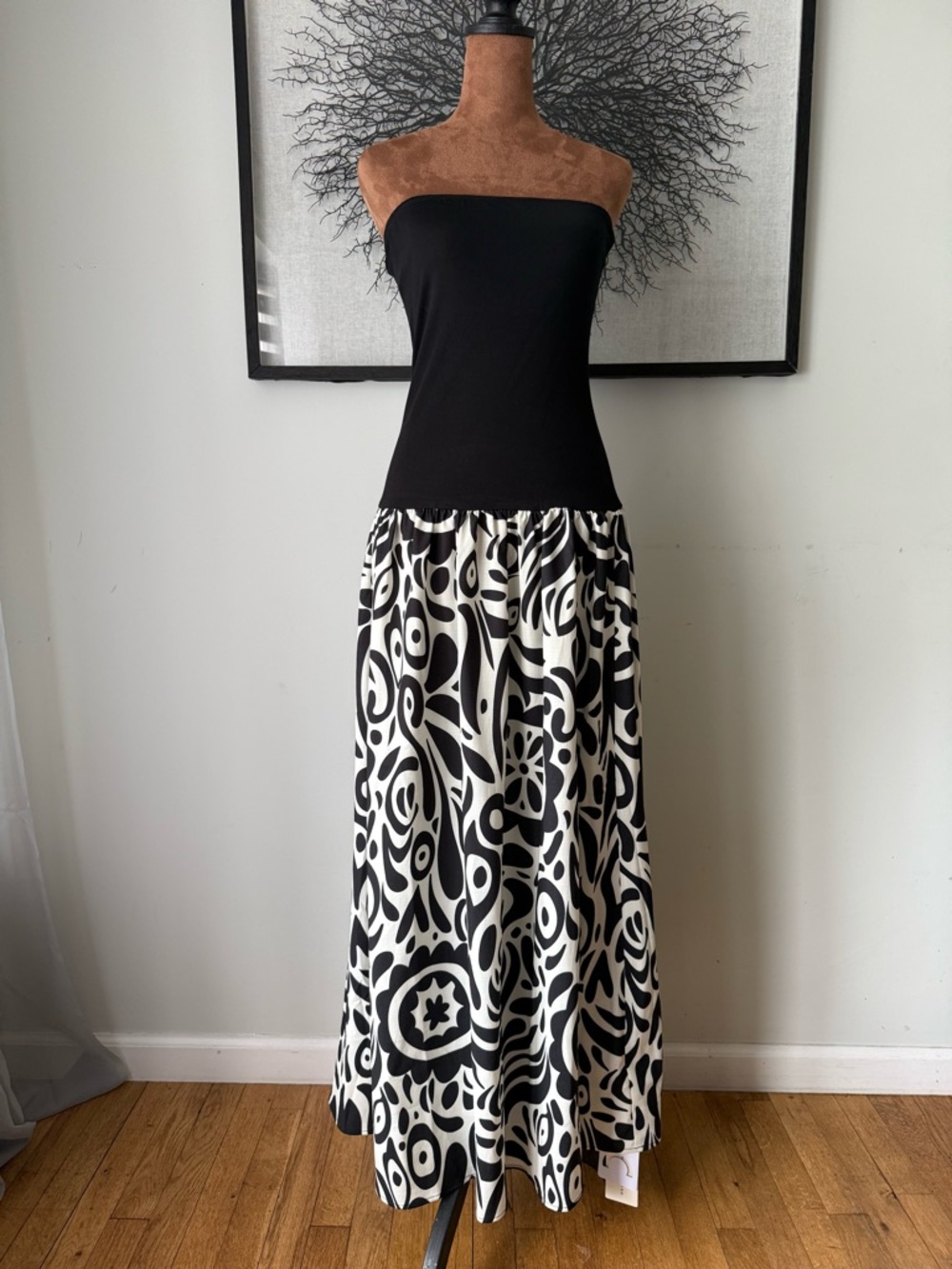 Commence Tube Long Dress White and Black